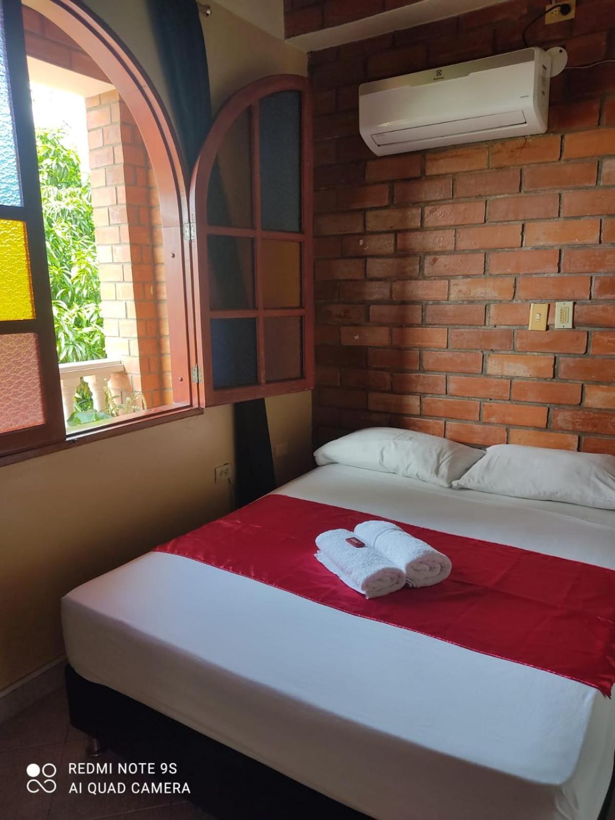 Hotel Boutique Los Gentiles Santa Fe de Antioquia Room photo