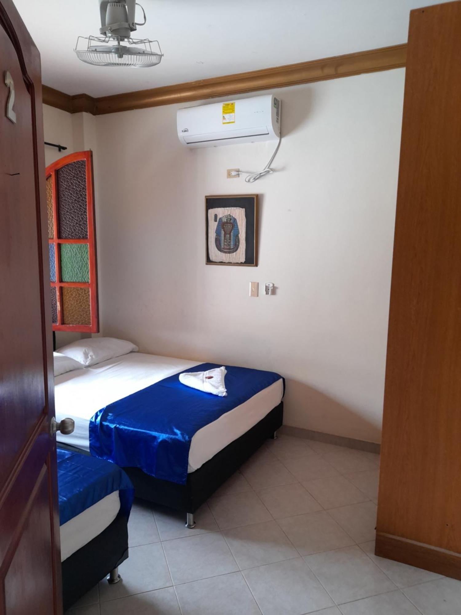 Hotel Boutique Los Gentiles Santa Fe de Antioquia Room photo
